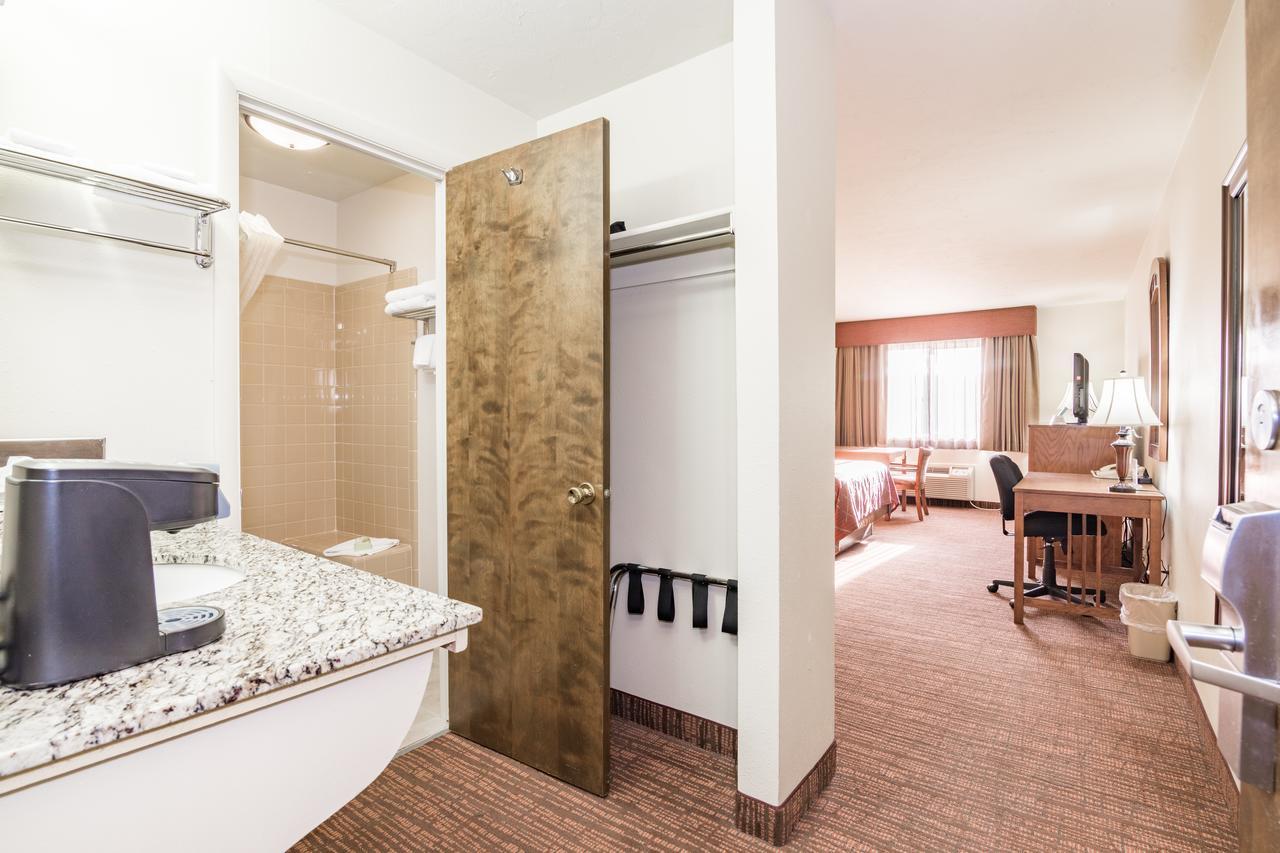 Teton West Motel Driggs Bagian luar foto